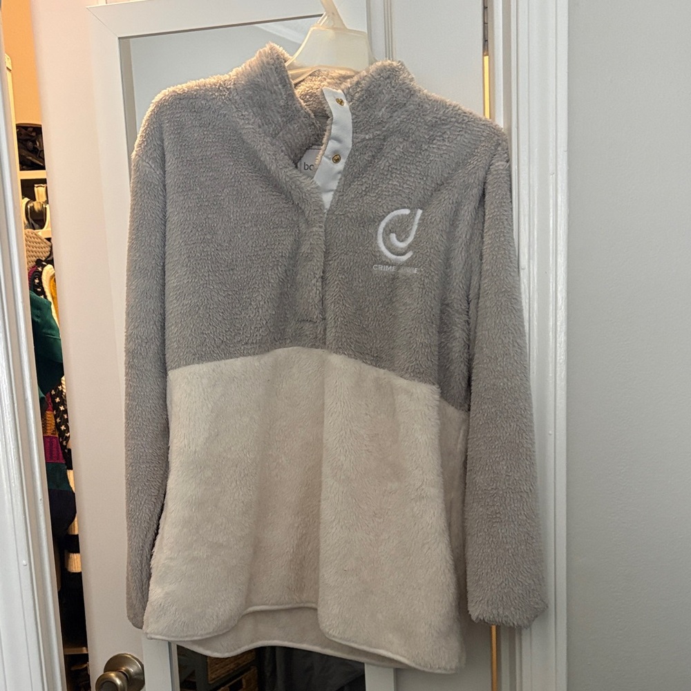 Boxercraft Gray and White Fleece Pullover